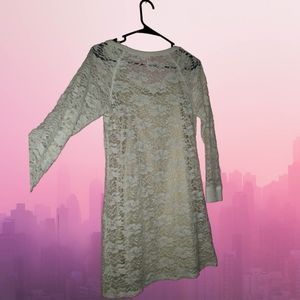💖2-Piece Gold and Lace Dolled Up Bodycon Dress (Size S)